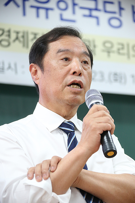 제목 노출 영역입니다 이미지
