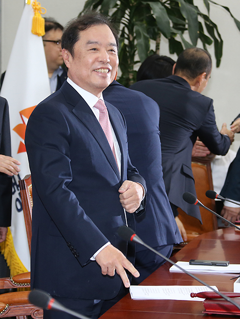 제목 노출 영역입니다 이미지