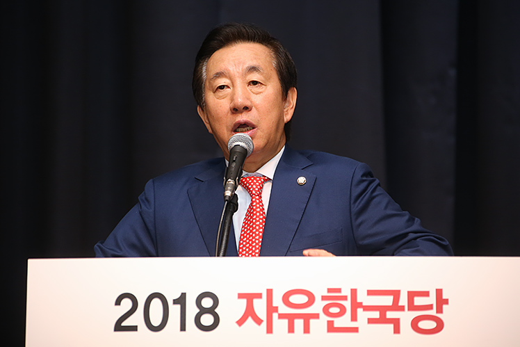 제목 노출 영역입니다 이미지