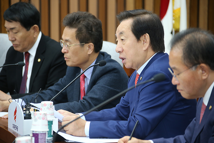 제목 노출 영역입니다 이미지