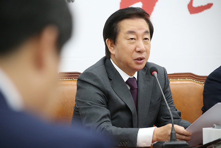 제목 노출 영역입니다 이미지
