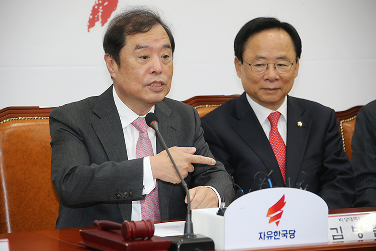 제목 노출 영역입니다 이미지
