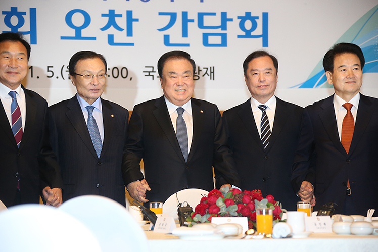제목 노출 영역입니다 이미지