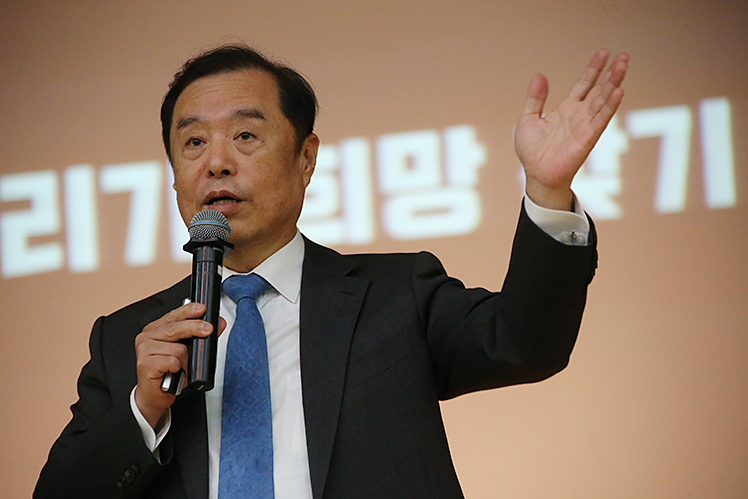 제목 노출 영역입니다 이미지