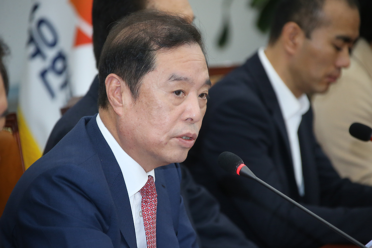 제목 노출 영역입니다 이미지