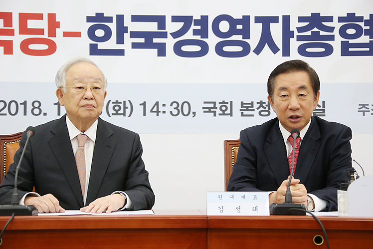 제목 노출 영역입니다 이미지