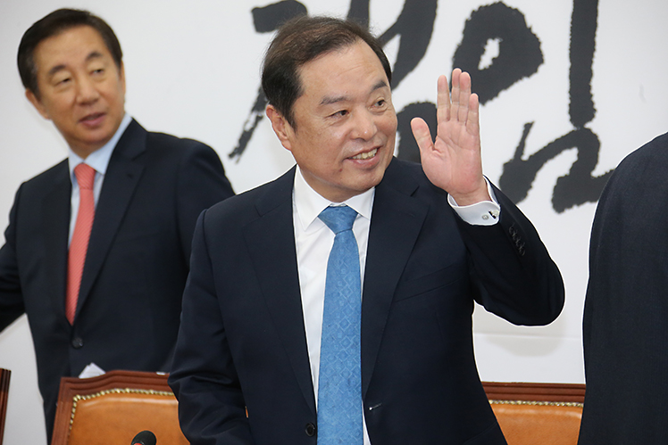 제목 노출 영역입니다 이미지