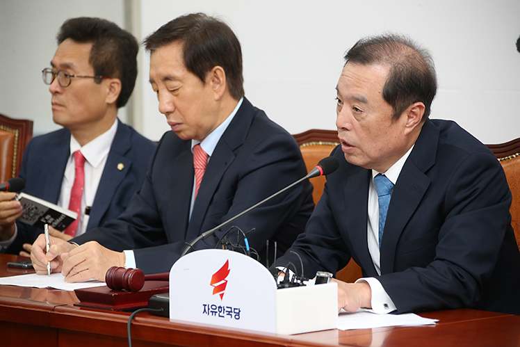 제목 노출 영역입니다 이미지