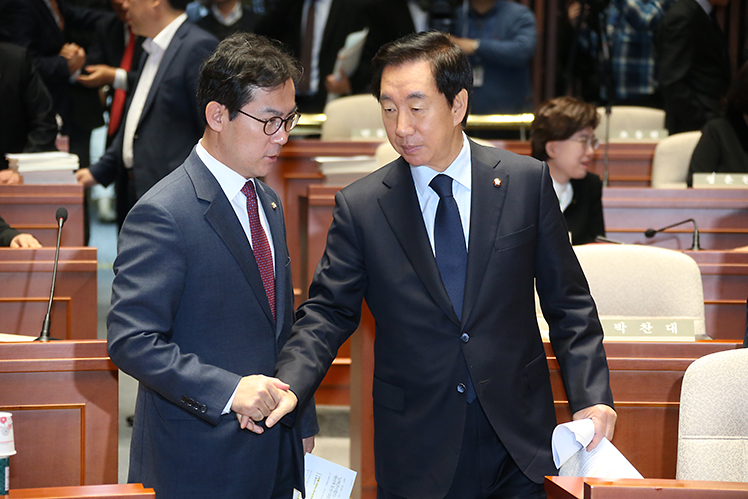 제목 노출 영역입니다 이미지