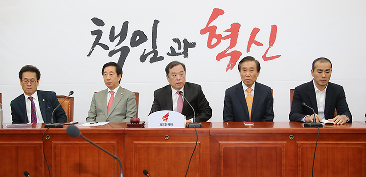제목 노출 영역입니다 이미지