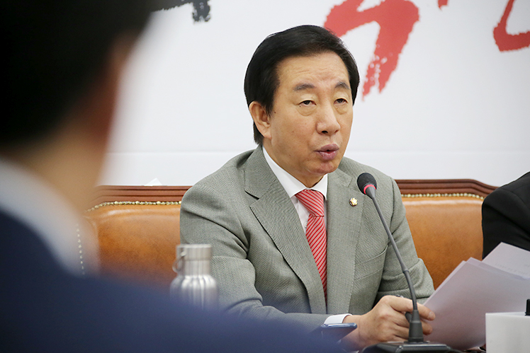 제목 노출 영역입니다 이미지