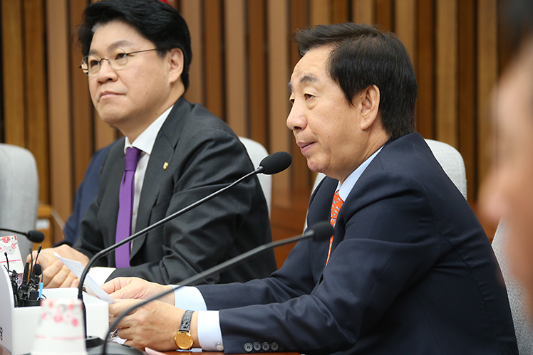 제목 노출 영역입니다 이미지