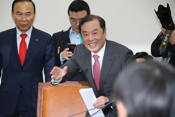 제목 노출 영역입니다 이미지