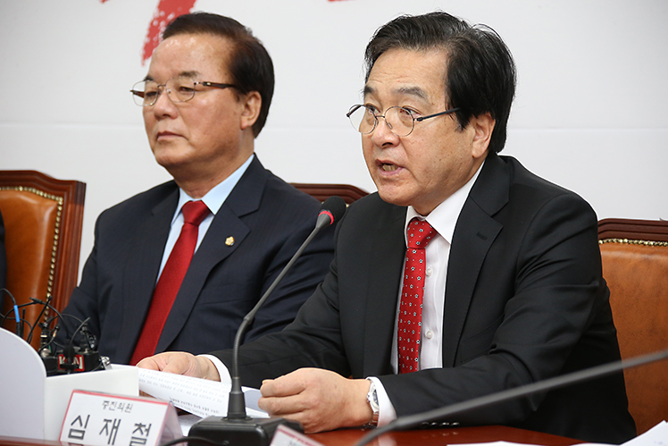 제목 노출 영역입니다 이미지