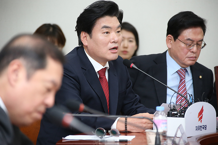 제목 노출 영역입니다 이미지