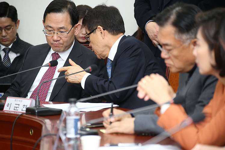 제목 노출 영역입니다 이미지