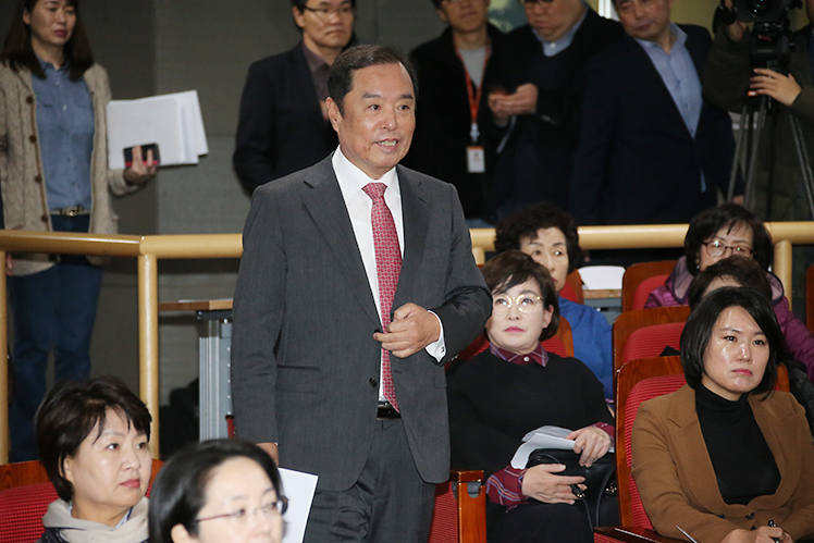 제목 노출 영역입니다 이미지