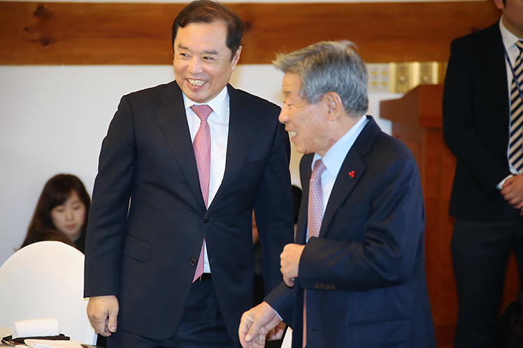 제목 노출 영역입니다 이미지