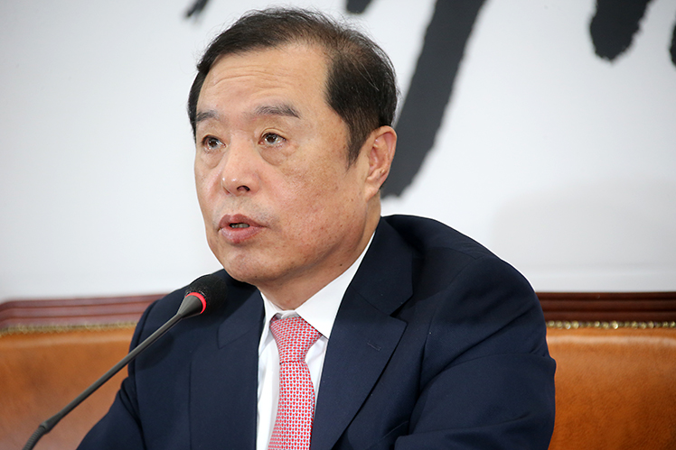 제목 노출 영역입니다 이미지