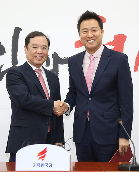 제목 노출 영역입니다 이미지