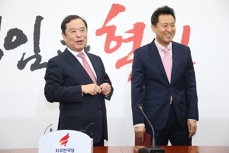 제목 노출 영역입니다 이미지