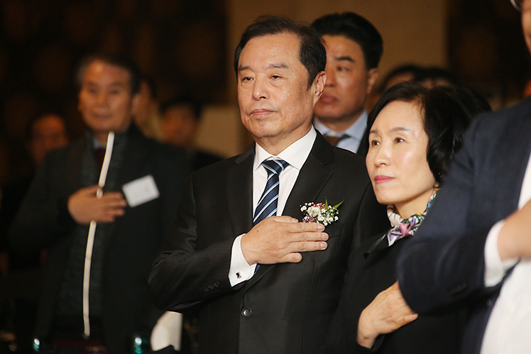 제목 노출 영역입니다 이미지