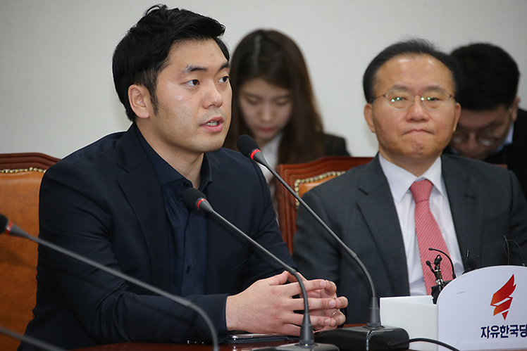제목 노출 영역입니다 이미지