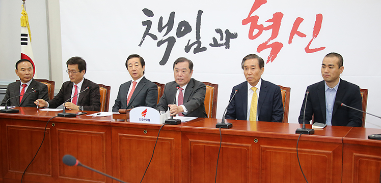 제목 노출 영역입니다 이미지