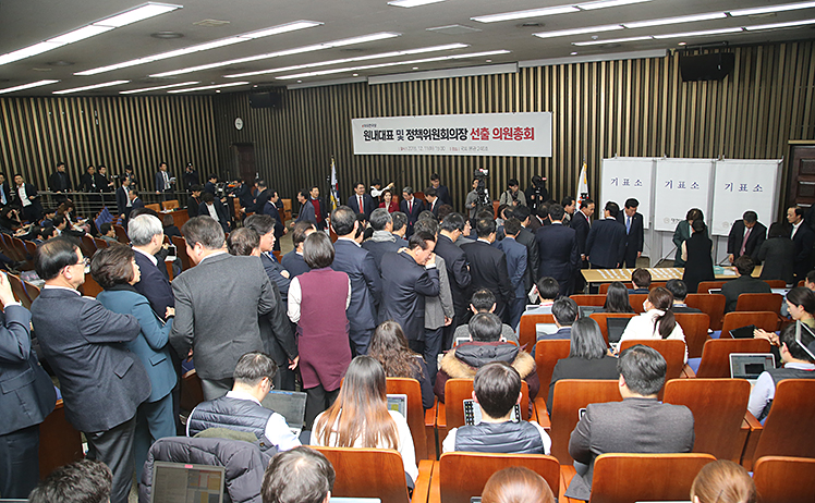 제목 노출 영역입니다 이미지