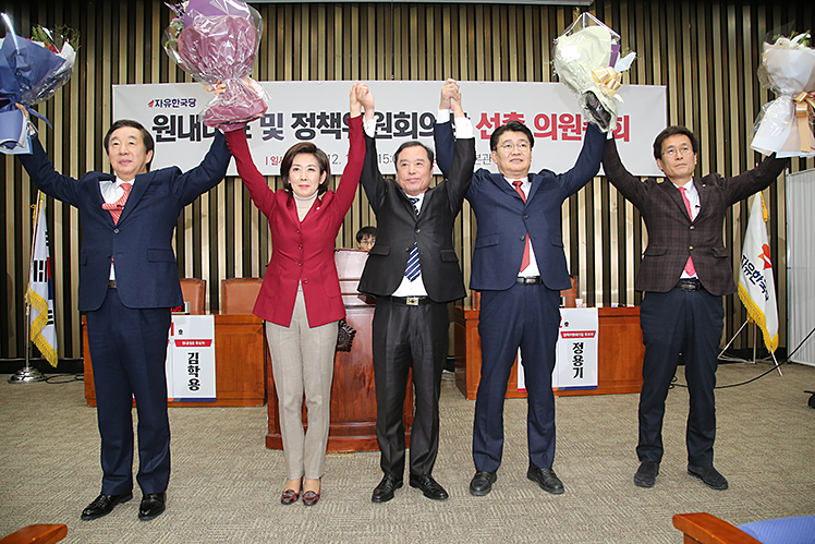 제목 노출 영역입니다 이미지