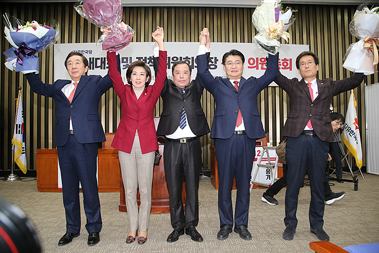 제목 노출 영역입니다 이미지