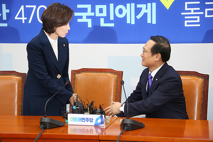 제목 노출 영역입니다 이미지