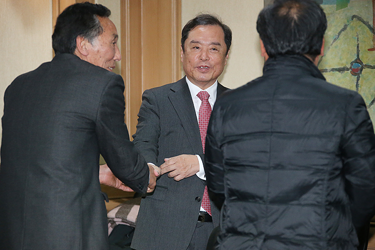 제목 노출 영역입니다 이미지