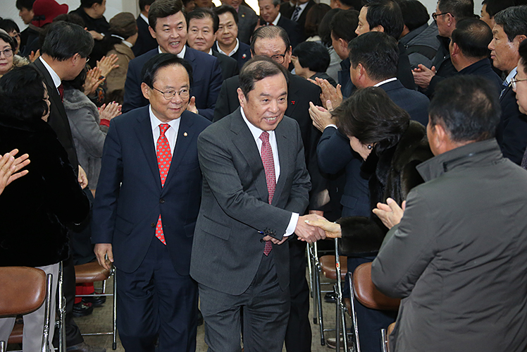 제목 노출 영역입니다 이미지