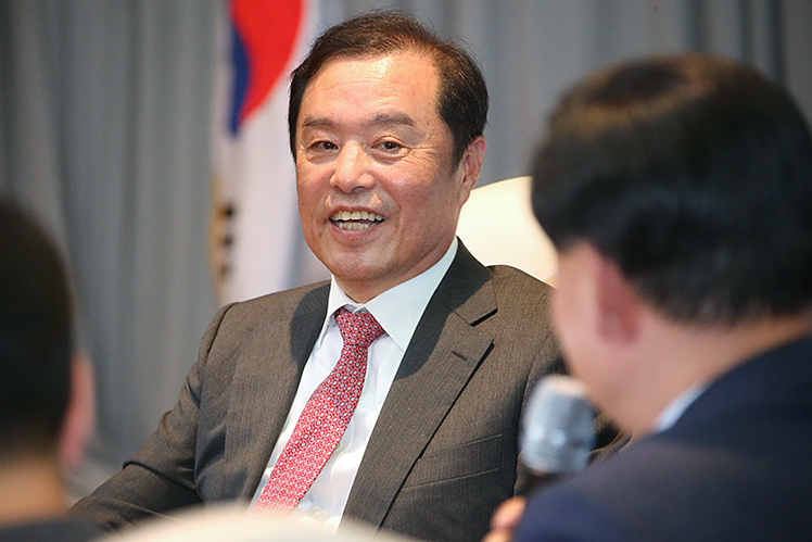 제목 노출 영역입니다 이미지