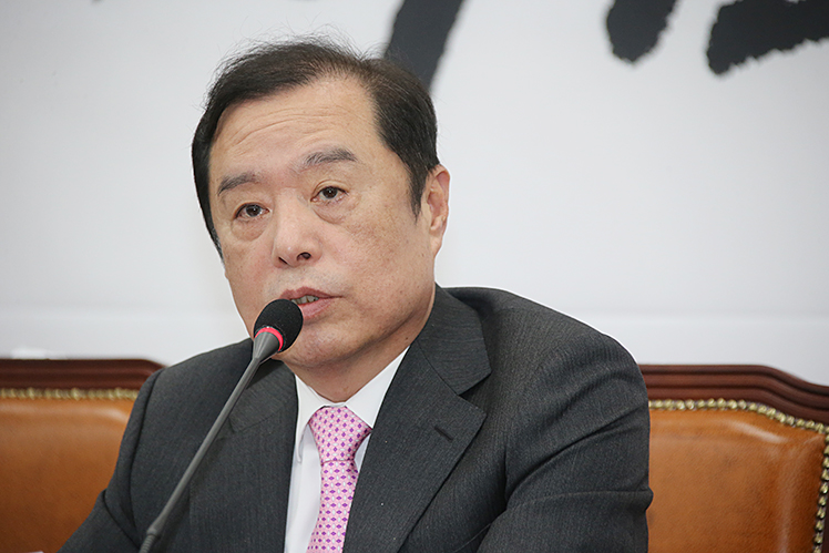 제목 노출 영역입니다 이미지