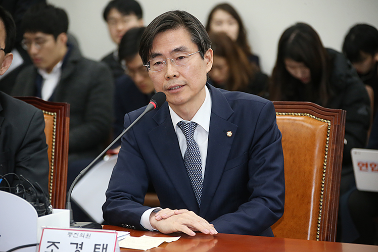 제목 노출 영역입니다 이미지