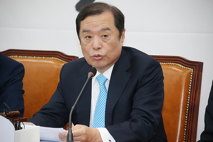 제목 노출 영역입니다 이미지