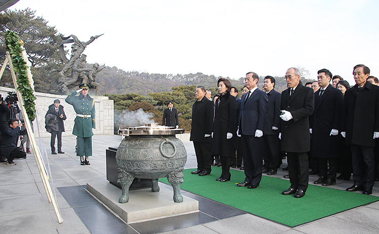 제목 노출 영역입니다 이미지