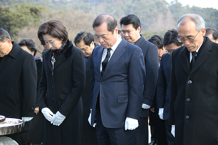 제목 노출 영역입니다 이미지