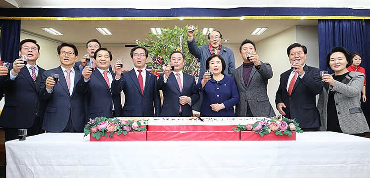 제목 노출 영역입니다 이미지