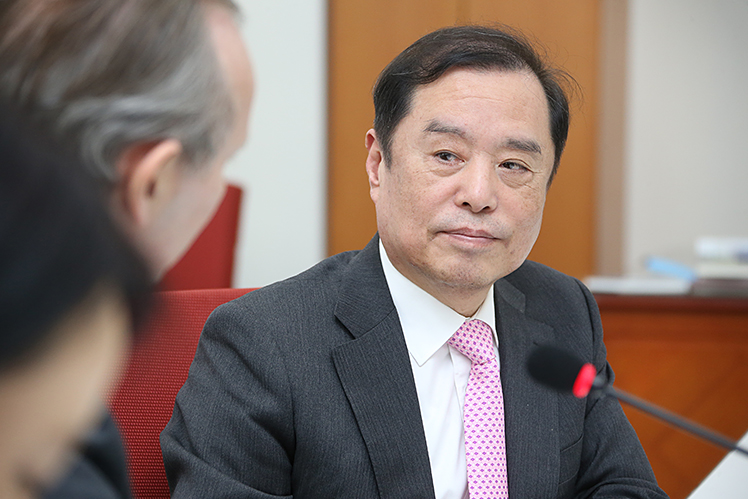 제목 노출 영역입니다 이미지