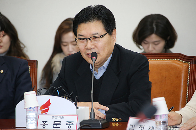 제목 노출 영역입니다 이미지