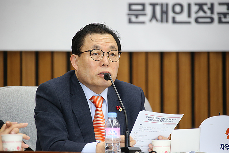 제목 노출 영역입니다 이미지
