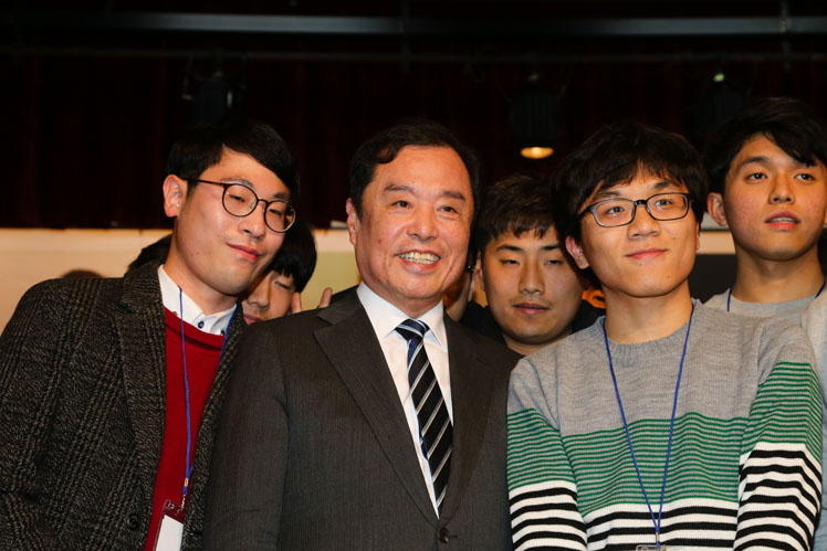 제목 노출 영역입니다 이미지