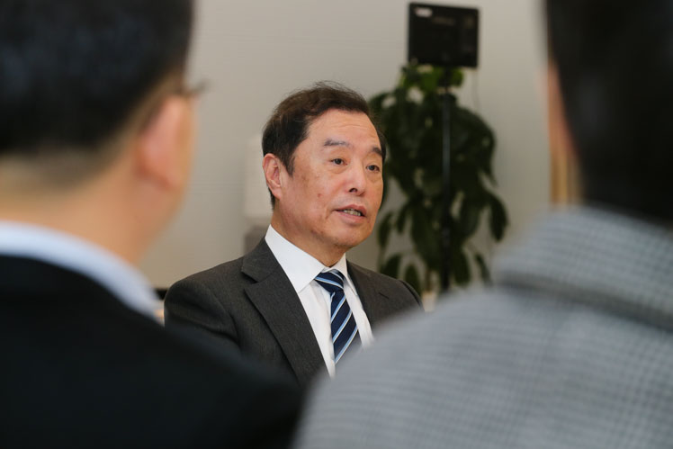 제목 노출 영역입니다 이미지