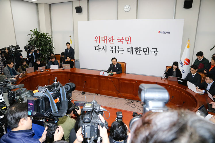 제목 노출 영역입니다 이미지