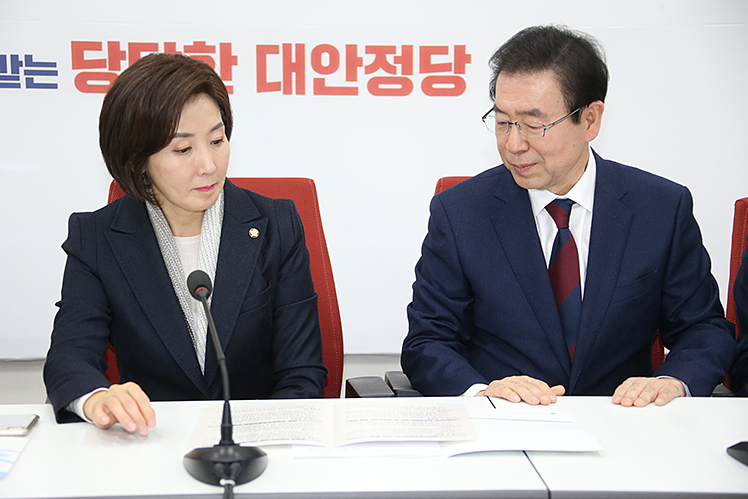 제목 노출 영역입니다 이미지