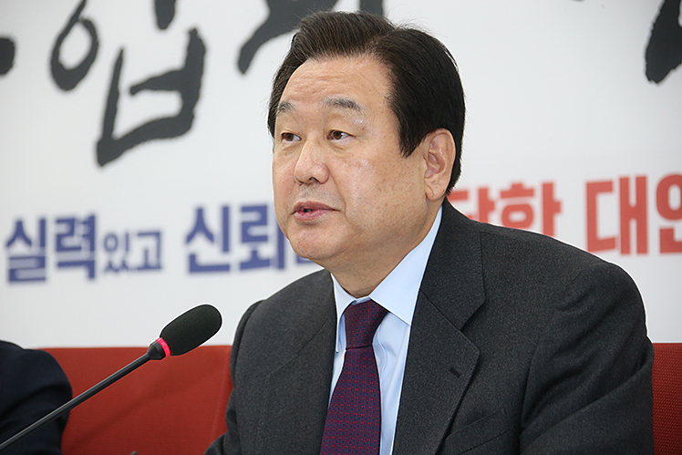 제목 노출 영역입니다 이미지