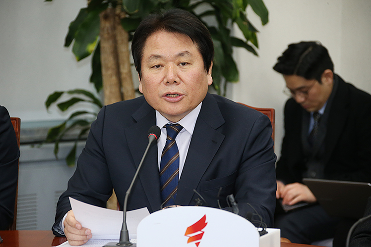 제목 노출 영역입니다 이미지